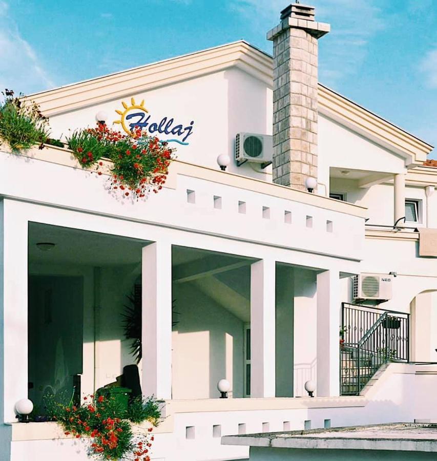 אולסינץ' Apartments Hollaj מראה חיצוני תמונה