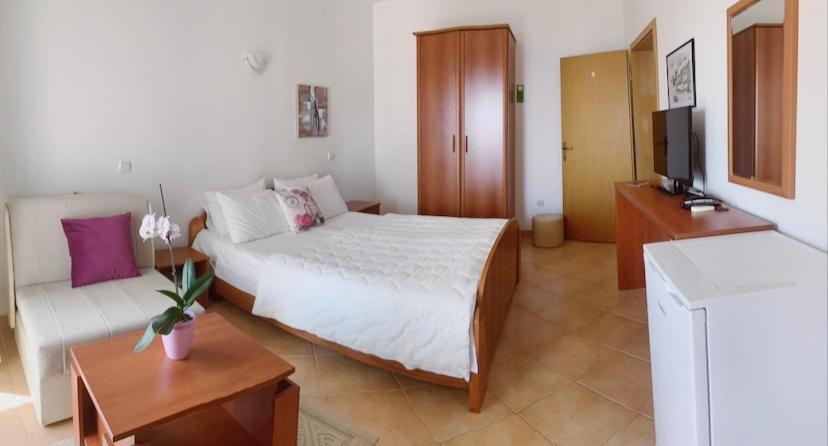 אולסינץ' Apartments Hollaj מראה חיצוני תמונה