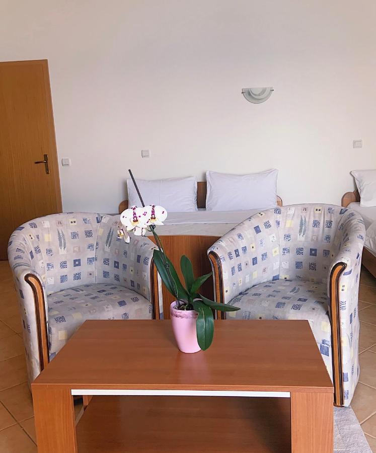 אולסינץ' Apartments Hollaj מראה חיצוני תמונה