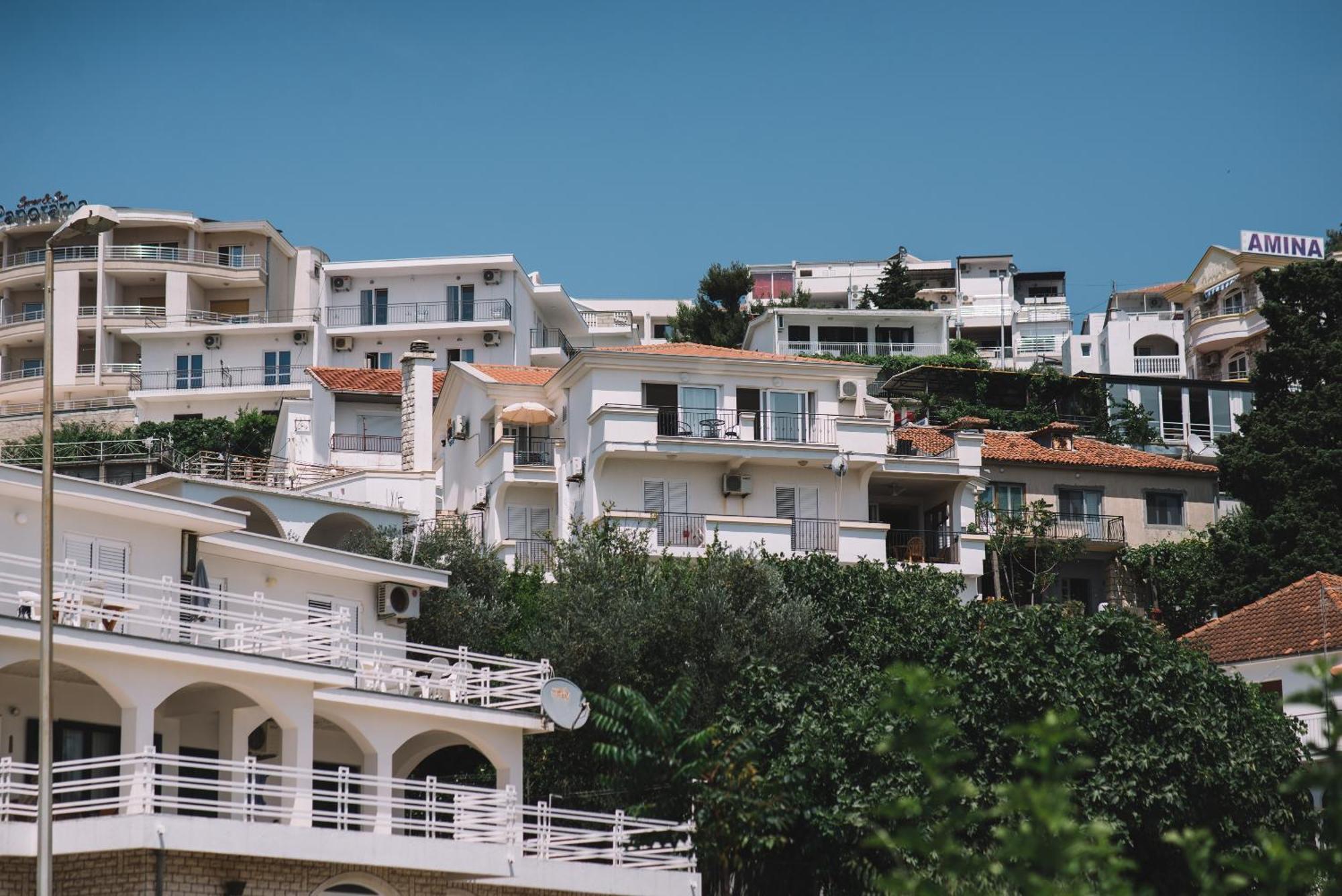 אולסינץ' Apartments Hollaj מראה חיצוני תמונה