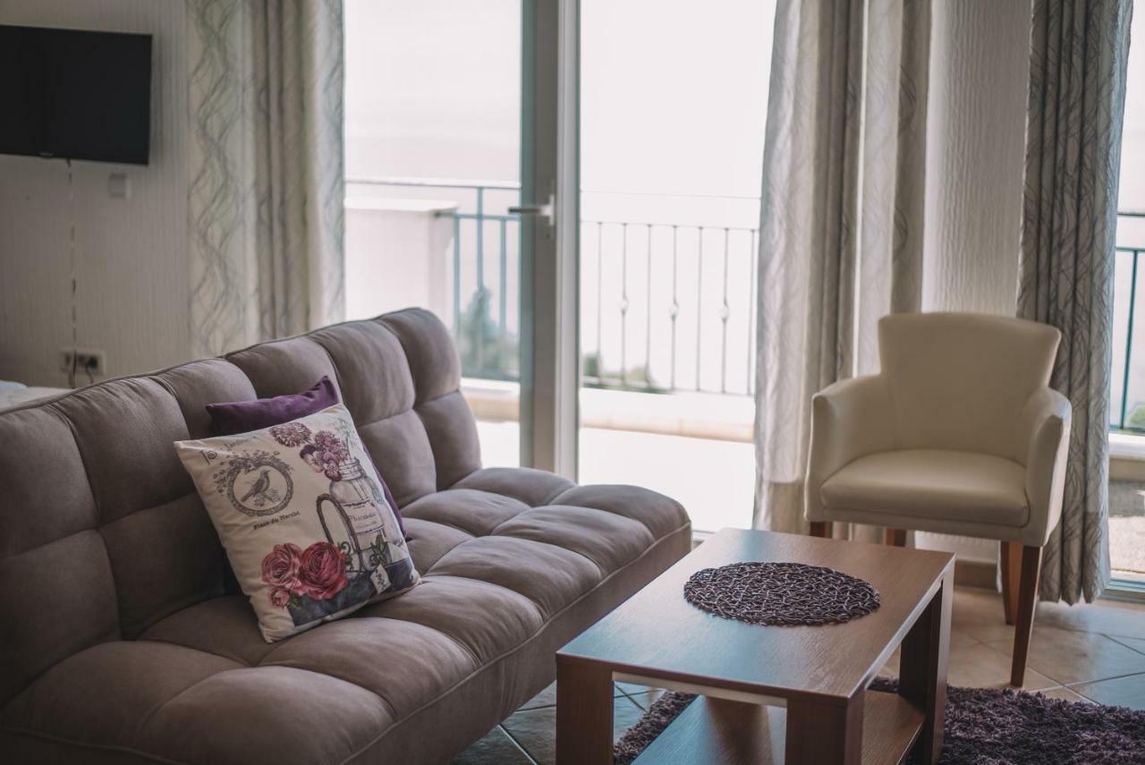 אולסינץ' Apartments Hollaj מראה חיצוני תמונה